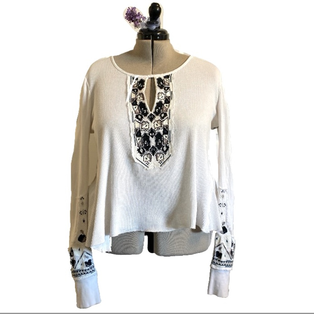 Free People Embroidered Thermal 100% Cotton Off-White Long Sleeve Top Size Large